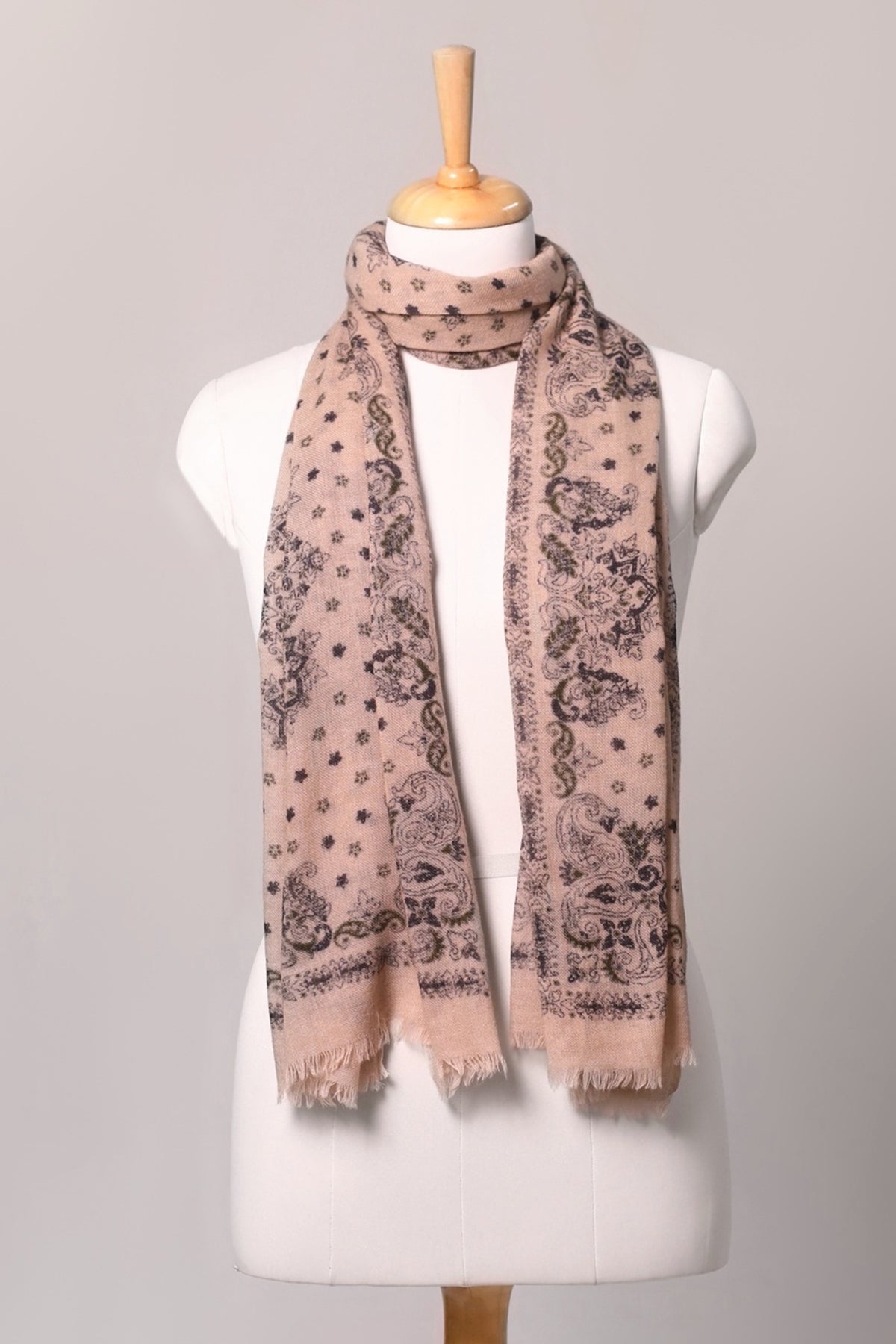 Starlight Paisley Print Wool Scarf - Off-white | SVEŽElife