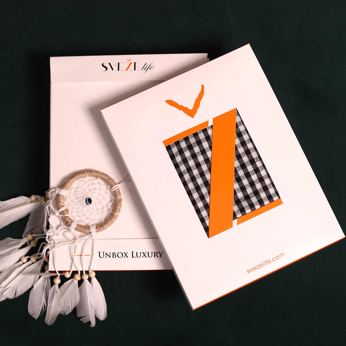 Classic Gingham Woven Wool Scarf with Tassels - Black White | SVEŽElife