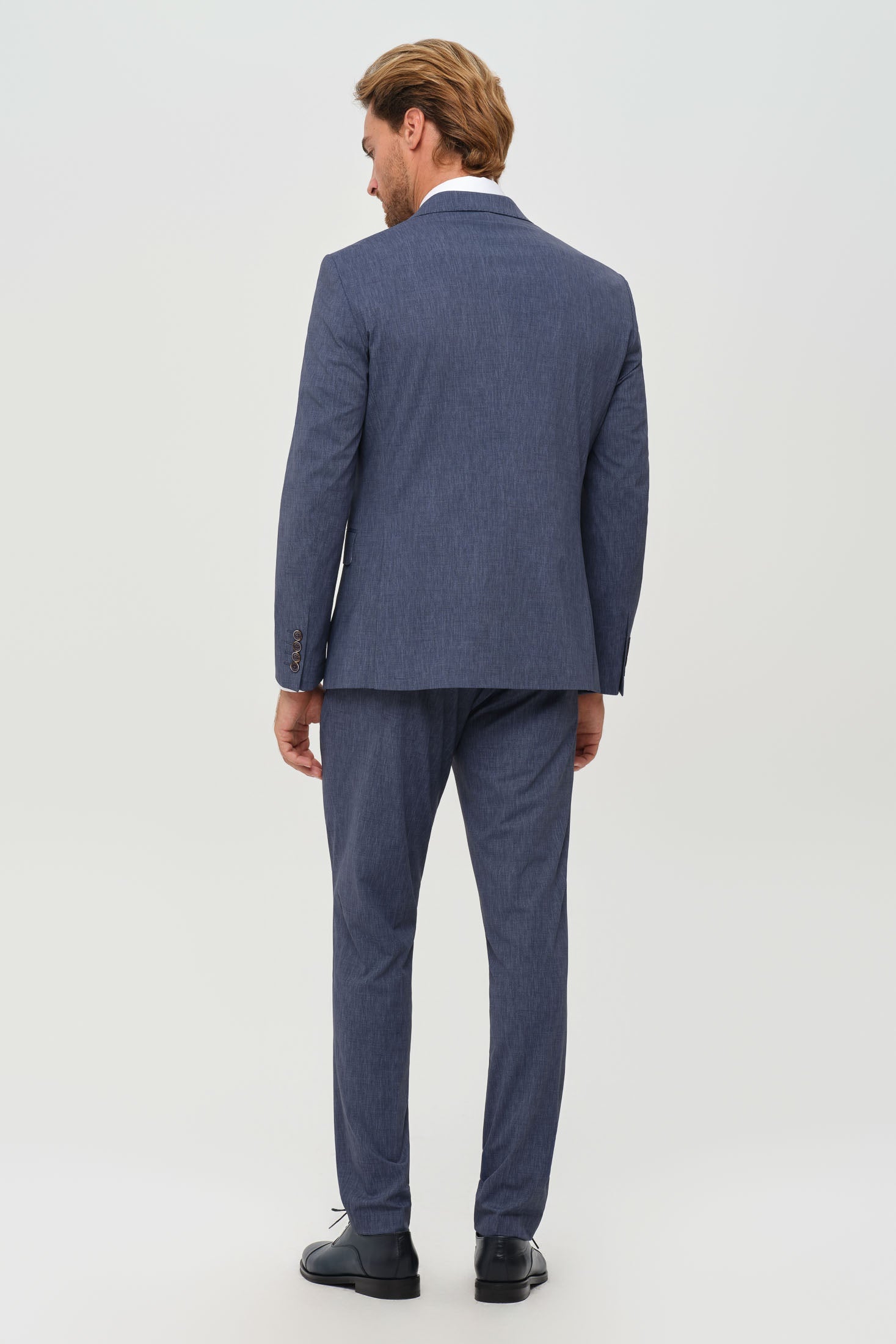 Men’s Double-Breasted Suit – Refined Stretch Structure | Style 4077