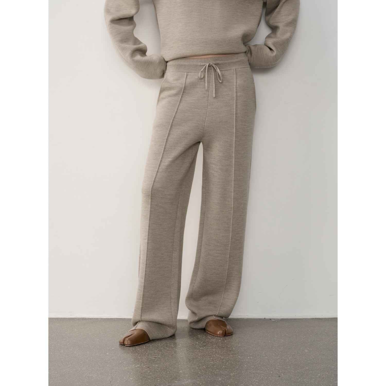 Fireladyfur Women's Wool Knit Hooded Set"Urban One"