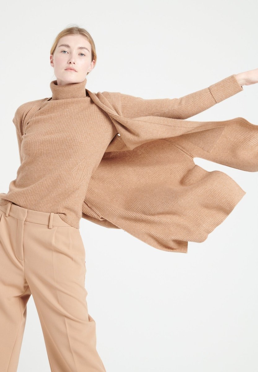 Gilet long sans manches femme en cachemire camel - MIA 6