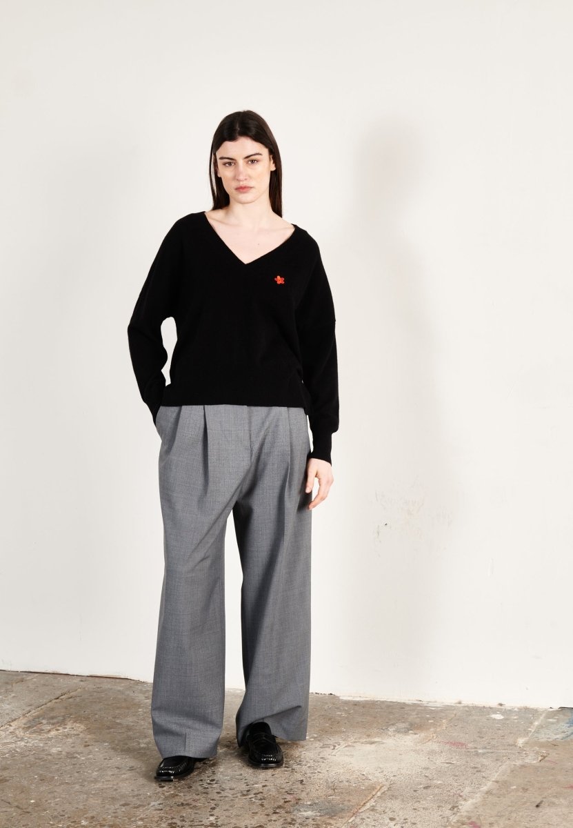 Pull col V femme en cachemire noir - HANA 1